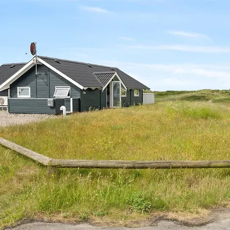 Holiday home Betti - 200m From The Sea In Western Jutland By Interhome *
