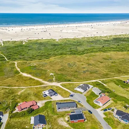 Betti - 300m From The Sea By Interhome Feriehus Lakolk